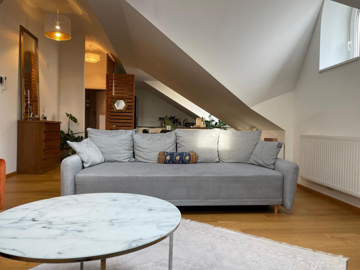Residence Lereve Wina Bagian luar foto